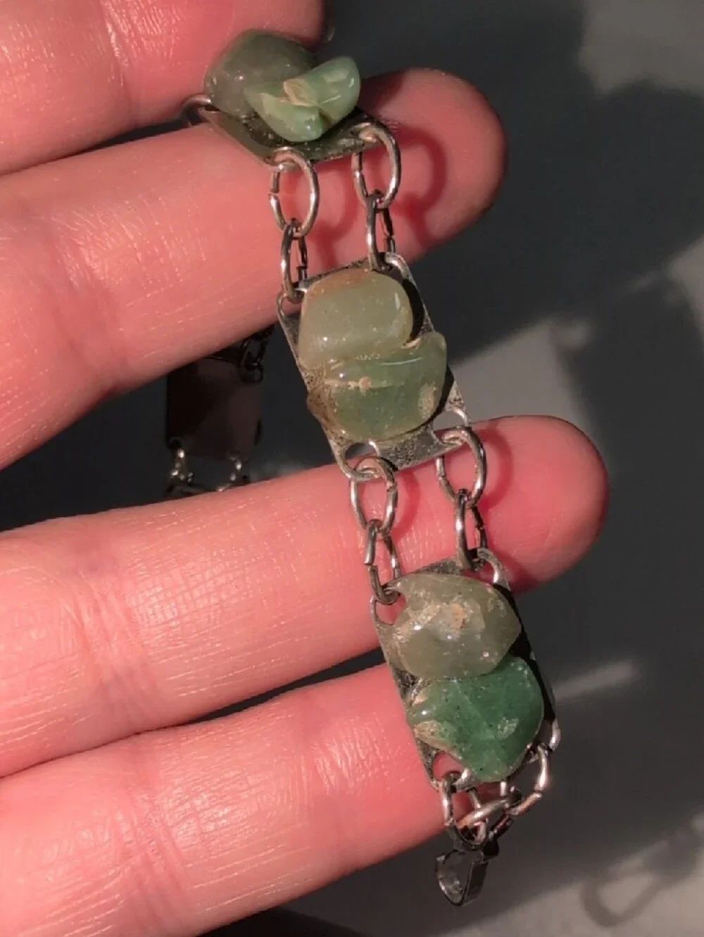 🌸2/$35🌸 Handcrafted Green Stone Silver Chain Link Bracelet - Picture 5 of 10